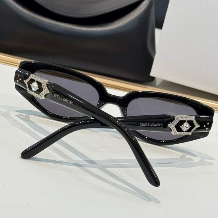 Picture of Gentle Monster Sunglasses _SKUfw68371942fw